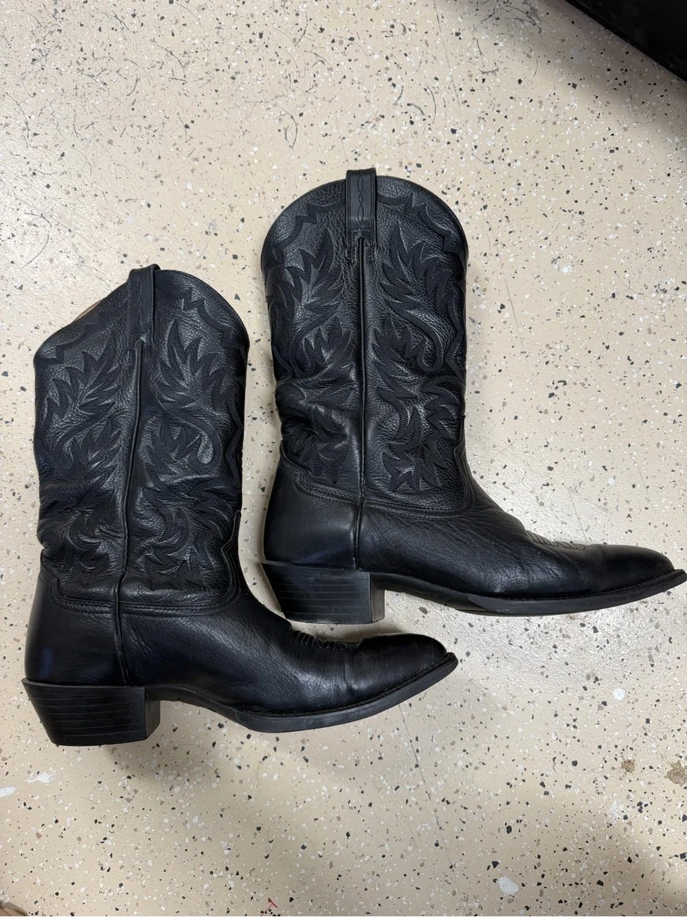 Ariat Men’s 10.5 EE Heritage Black Leather Western Cowboy Boots #35105